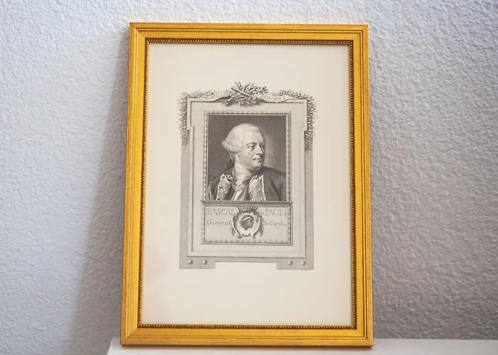 Apartment Madonuccia - Hypercentral Chic & Cosy *