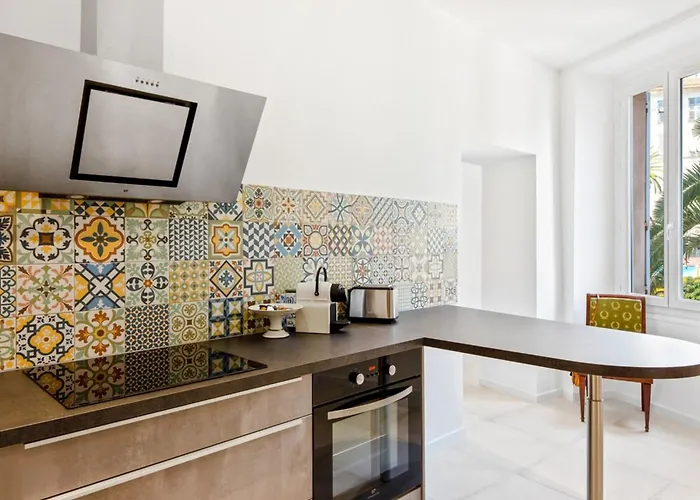 Madonuccia - Hypercentral Chic & Cosy *