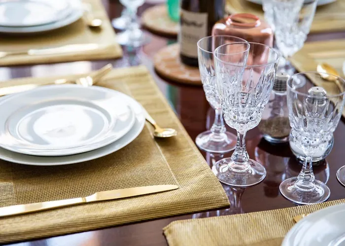 Madonuccia - Hypercentral Chic & Cosy *